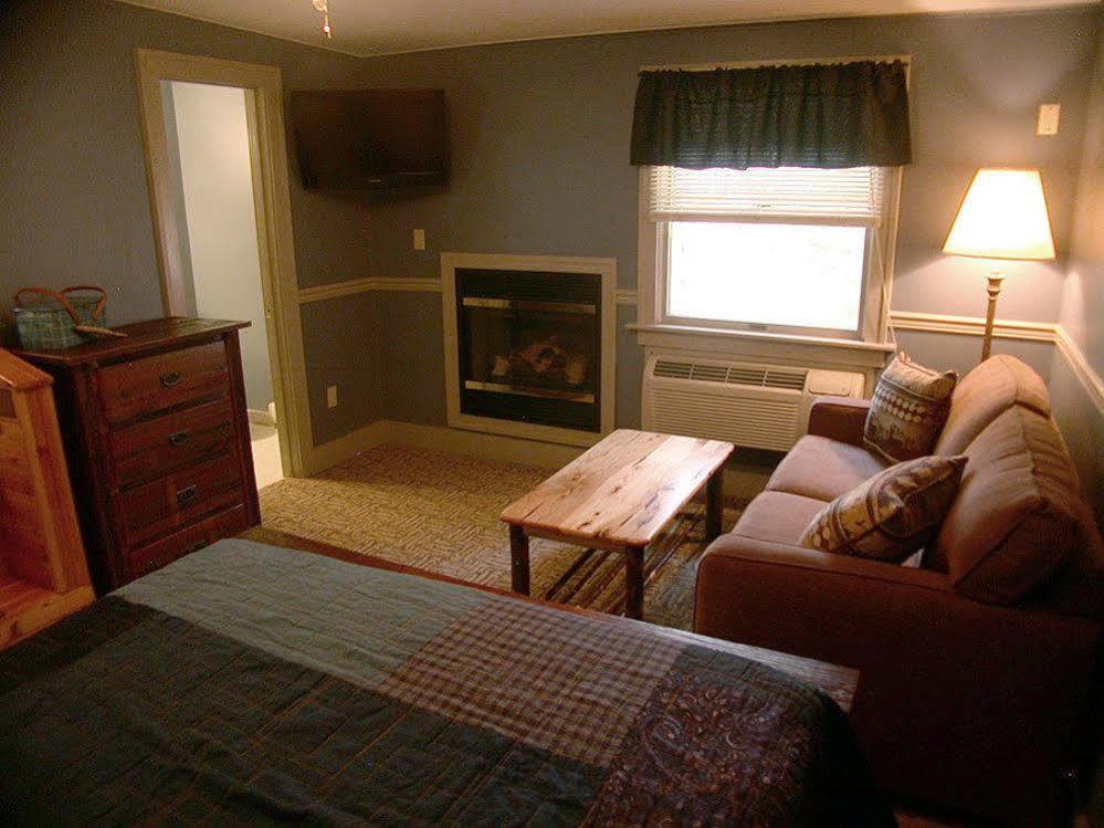 Mountaintop Lodge At Lake Naomi Mount Pocono Экстерьер фото