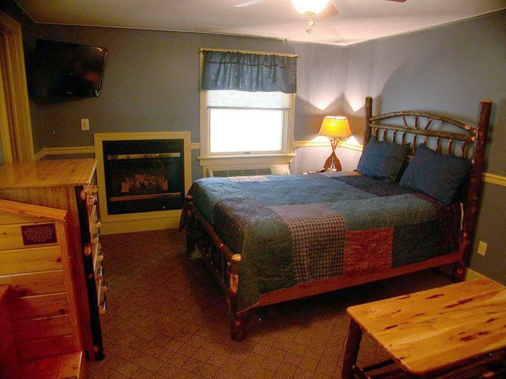 Mountaintop Lodge At Lake Naomi Mount Pocono Экстерьер фото